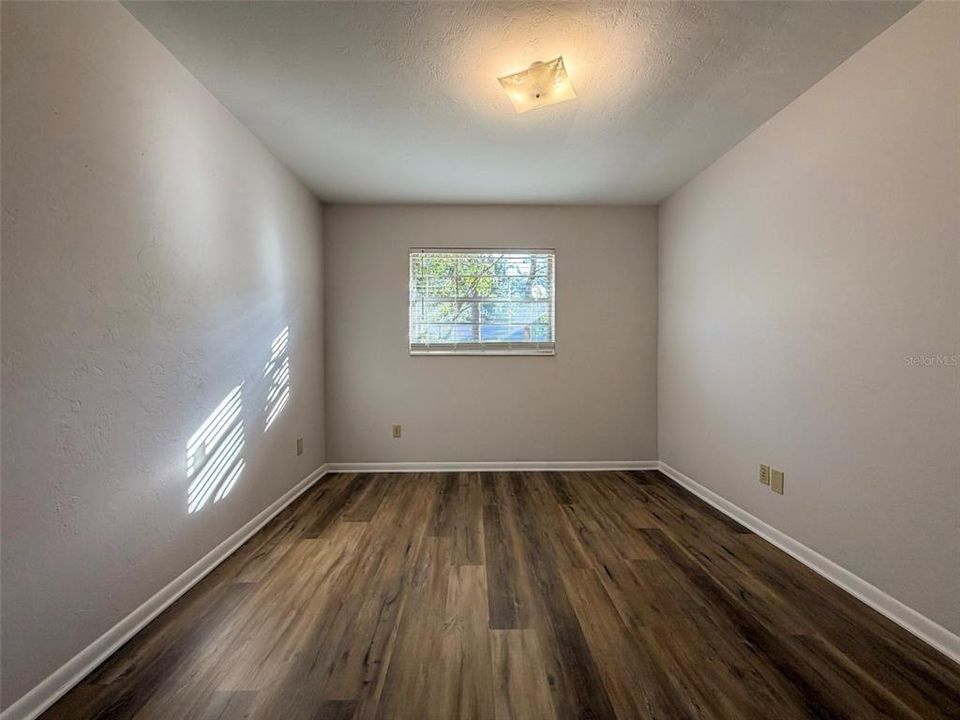 For Rent: $1,850 (3 beds, 2 baths, 1170 Square Feet)