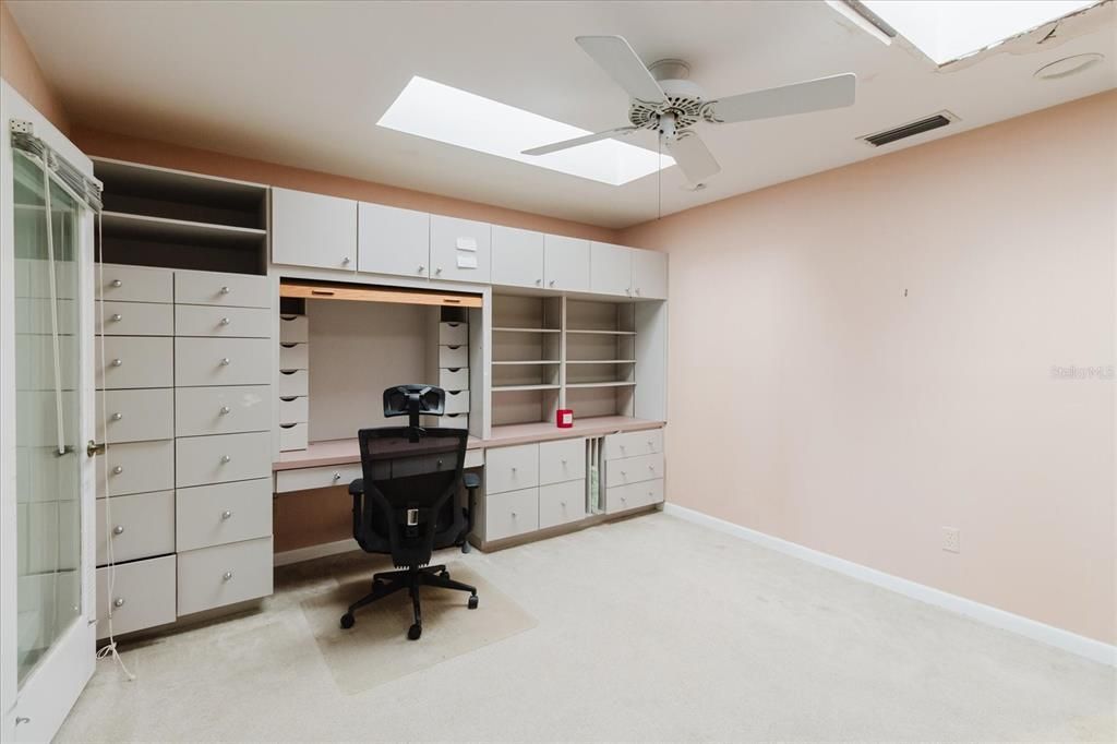 待售: $1,175,000 (6 贝兹, 5 浴室, 4502 平方英尺)