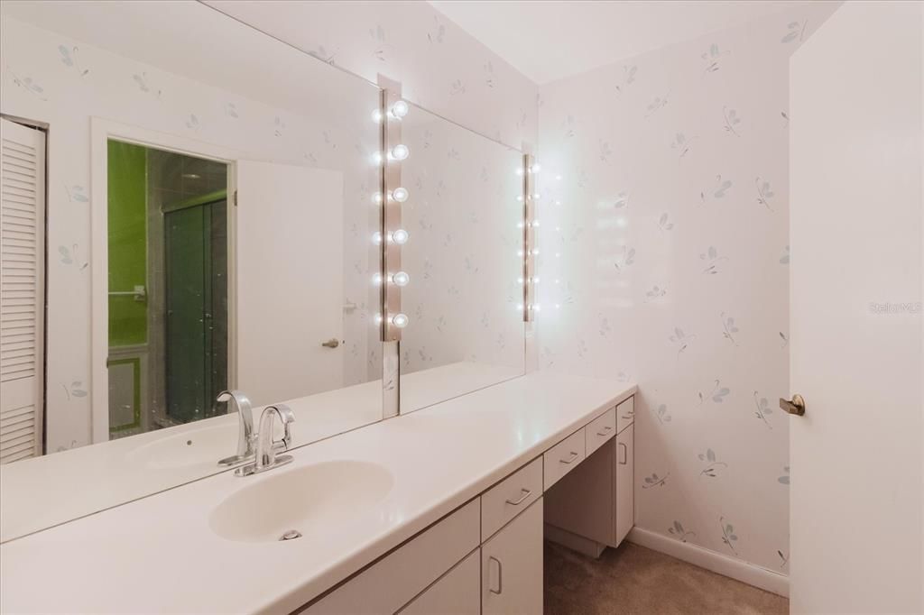 待售: $1,175,000 (6 贝兹, 5 浴室, 4502 平方英尺)