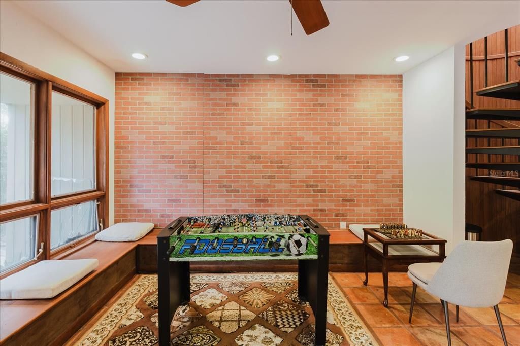 待售: $1,175,000 (6 贝兹, 5 浴室, 4502 平方英尺)