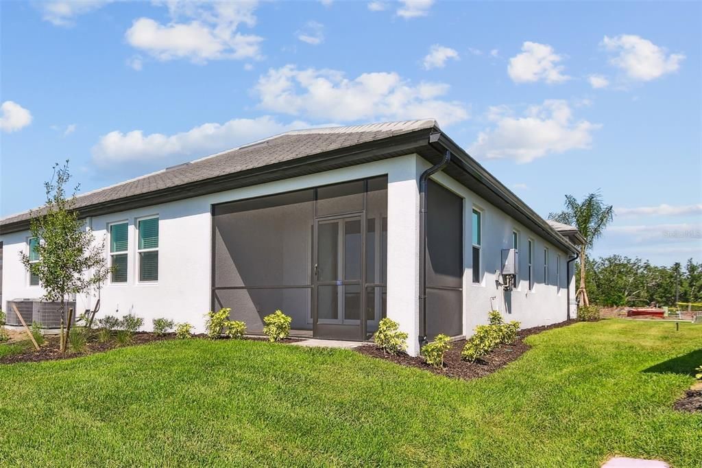 For Sale: $469,999 (2 beds, 2 baths, 1671 Square Feet)