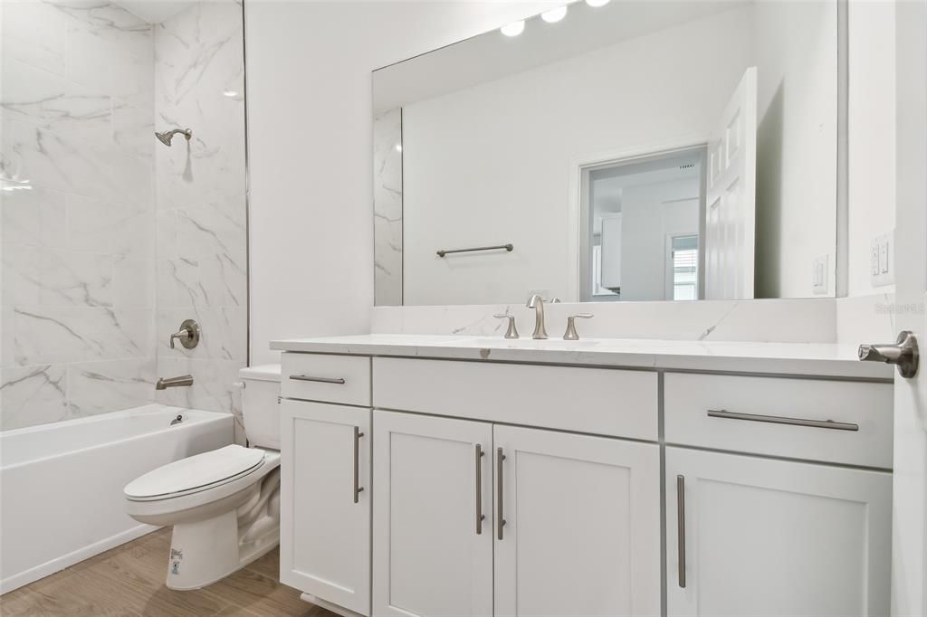 For Sale: $469,999 (2 beds, 2 baths, 1671 Square Feet)