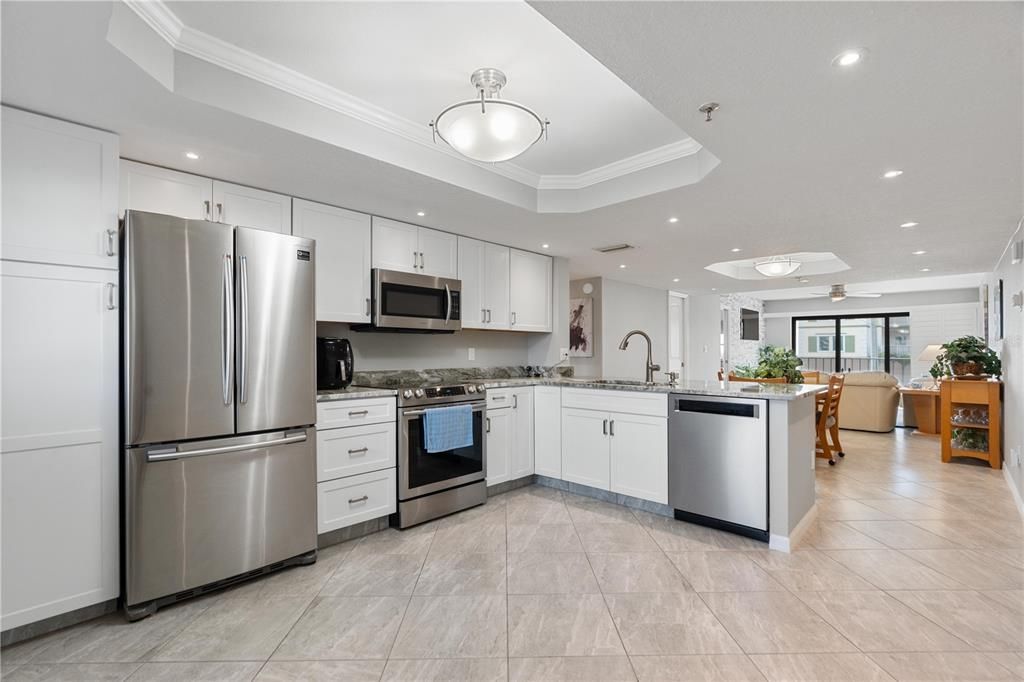 待售: $599,000 (2 贝兹, 2 浴室, 1175 平方英尺)