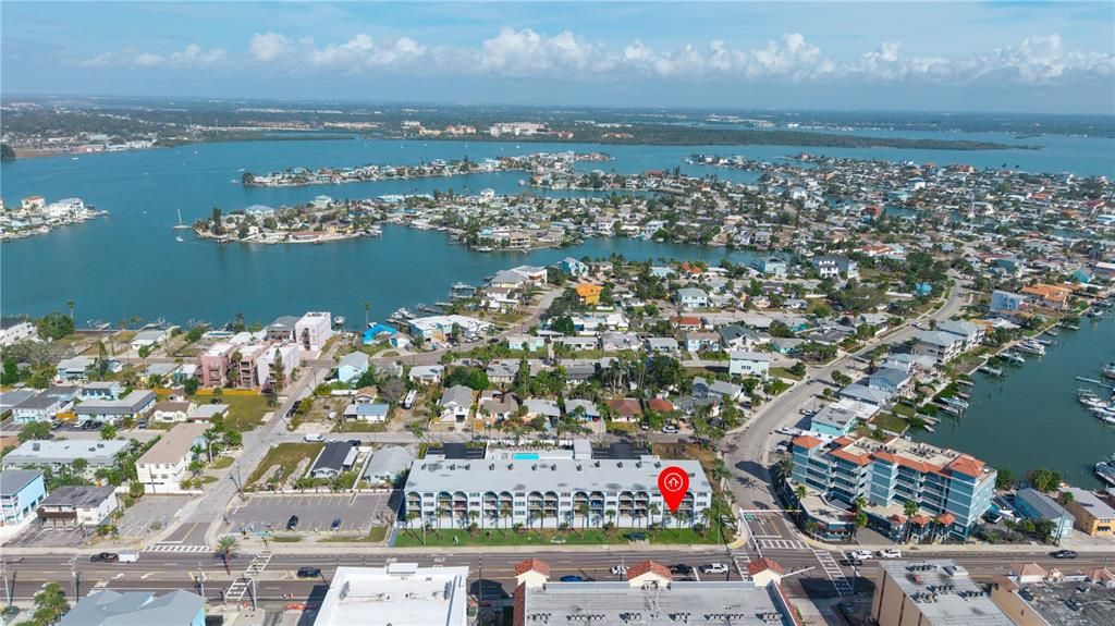 待售: $599,000 (2 贝兹, 2 浴室, 1175 平方英尺)