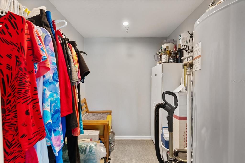 待售: $599,000 (2 贝兹, 2 浴室, 1175 平方英尺)