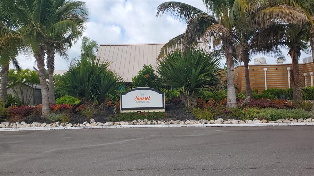 На продажу: $210,000 (0.28 acres)