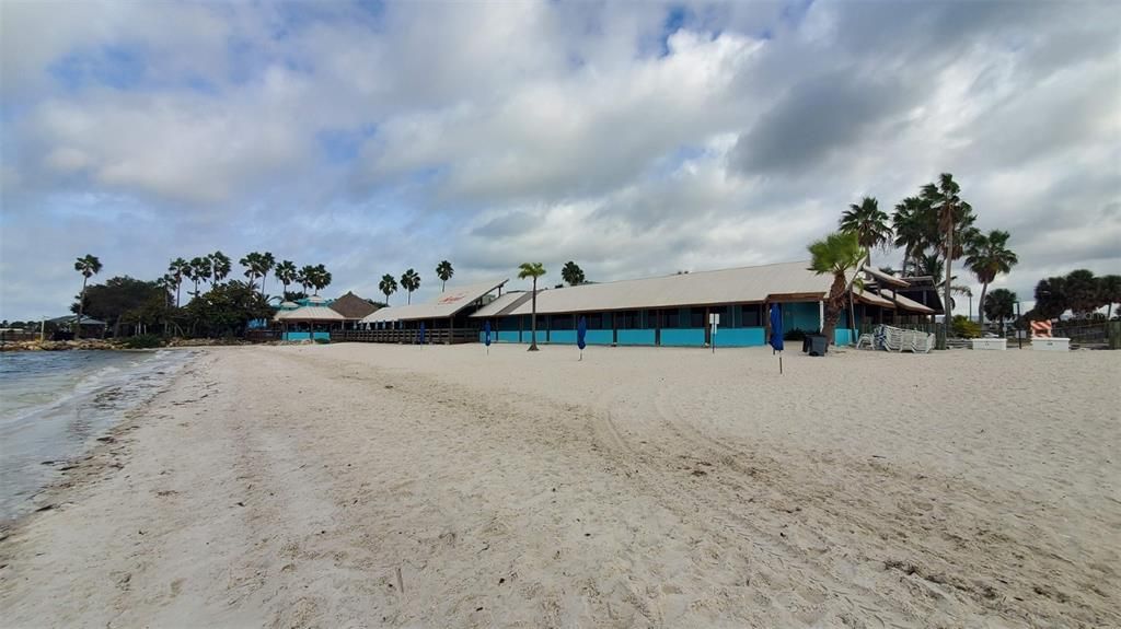 На продажу: $210,000 (0.28 acres)