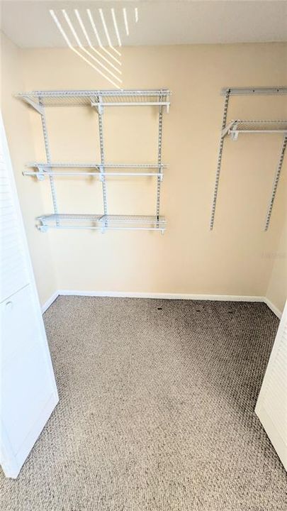 出租: $2,000 (2 贝兹, 1 浴室, 900 平方英尺)