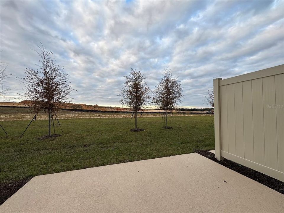 For Rent: $1,895 (3 beds, 2 baths, 1404 Square Feet)