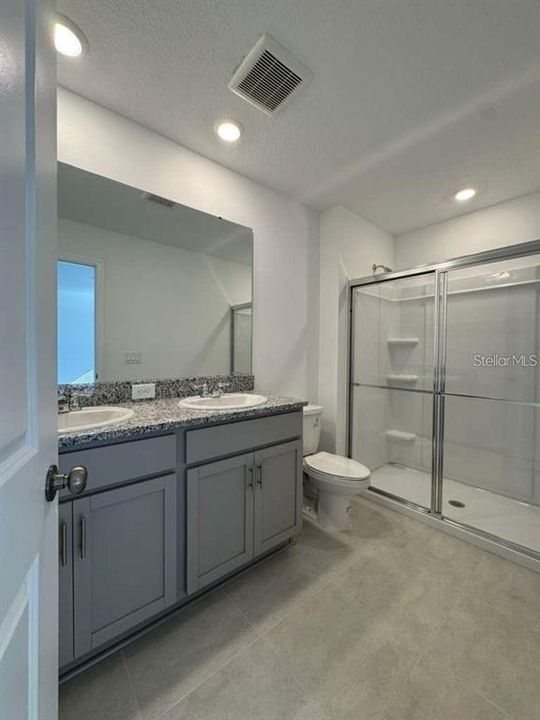 For Rent: $1,895 (3 beds, 2 baths, 1404 Square Feet)