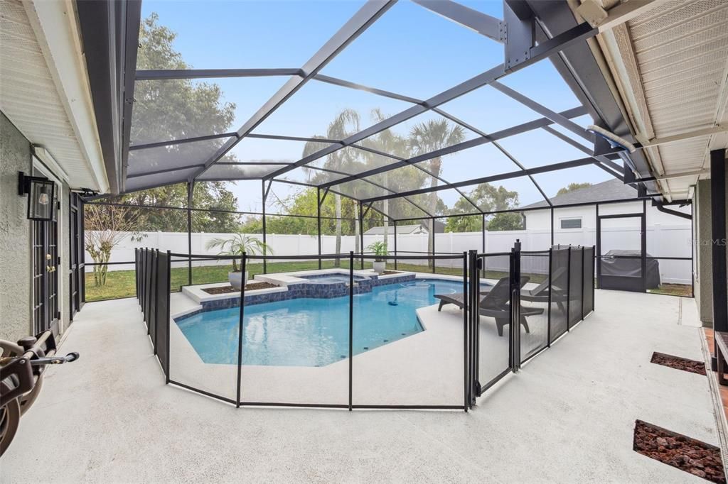 For Sale: $514,900 (3 beds, 2 baths, 2573 Square Feet)