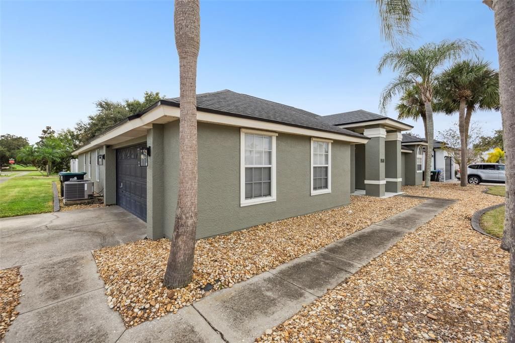 For Sale: $514,900 (3 beds, 2 baths, 2573 Square Feet)