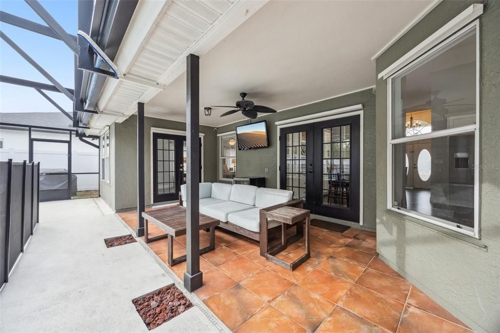 For Sale: $514,900 (3 beds, 2 baths, 2573 Square Feet)