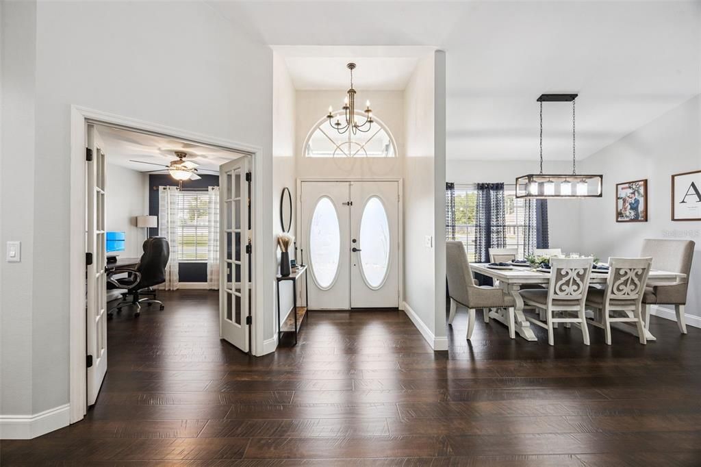 For Sale: $514,900 (3 beds, 2 baths, 2573 Square Feet)