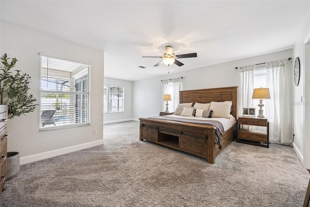 For Sale: $514,900 (3 beds, 2 baths, 2573 Square Feet)