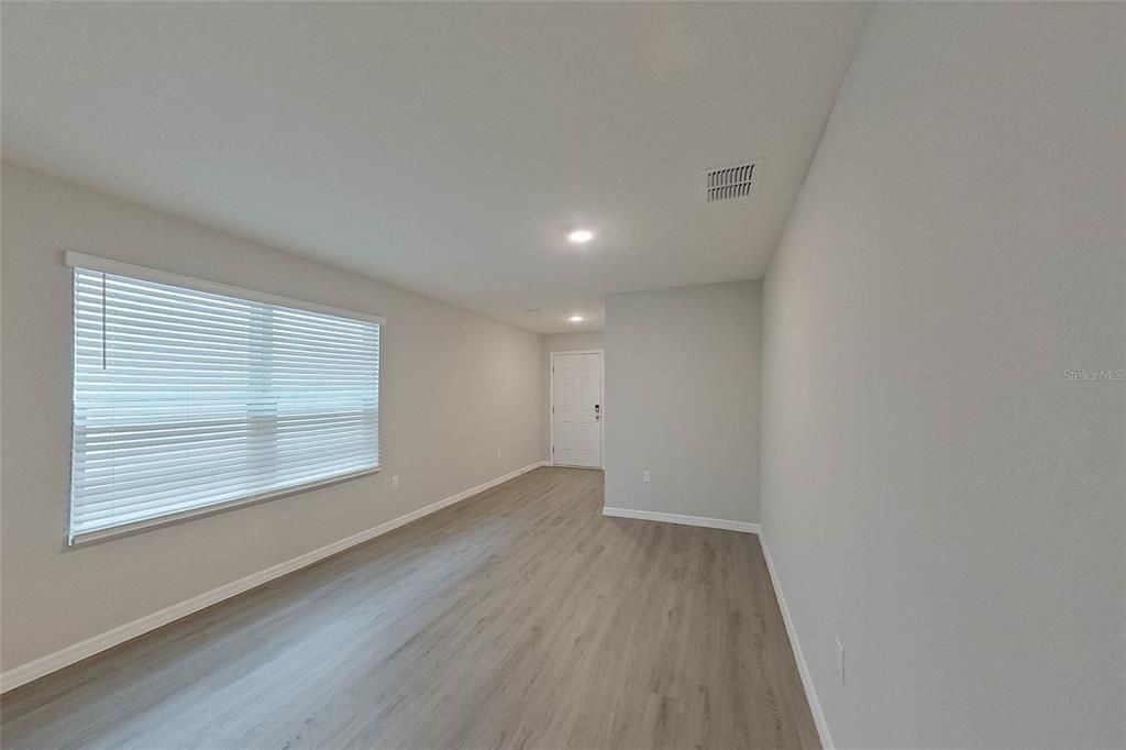 В аренду: $1,895 (3 спален, 2 ванн, 1453 Квадратных фут)