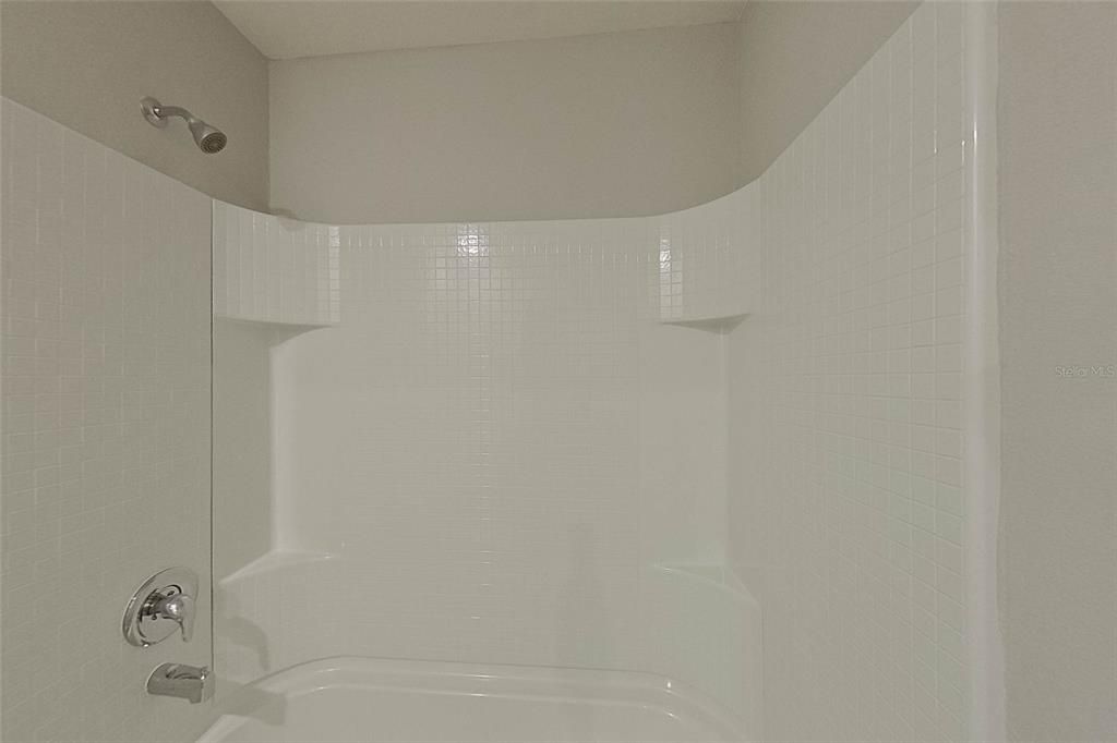 В аренду: $1,895 (3 спален, 2 ванн, 1453 Квадратных фут)