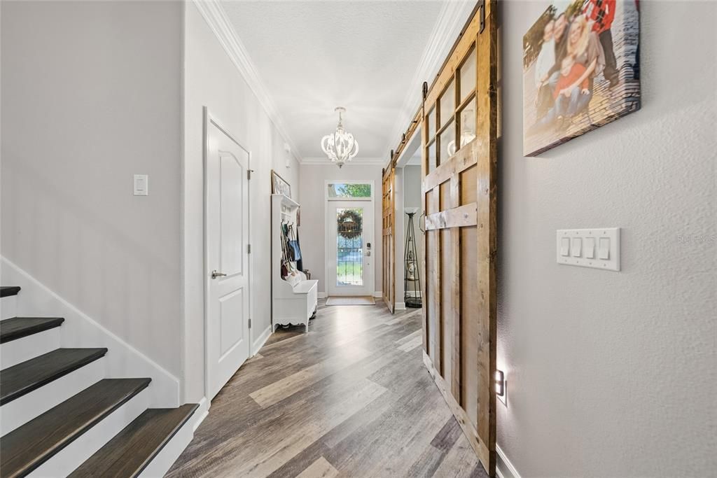 En Venta: $585,000 (4 camas, 3 baños, 2529 Pies cuadrados)