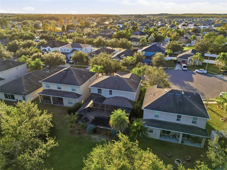 En Venta: $585,000 (4 camas, 3 baños, 2529 Pies cuadrados)