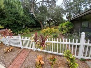 For Sale: $600,000 (5 beds, 2 baths, 1847 Square Feet)