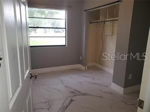 For Sale: $600,000 (5 beds, 2 baths, 1847 Square Feet)