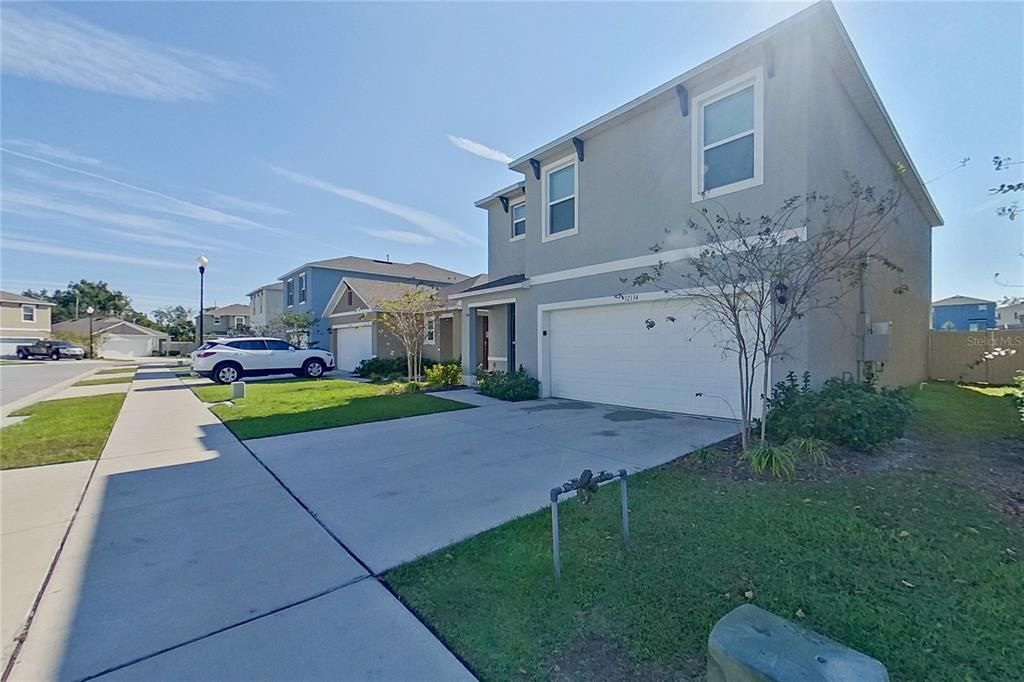 For Rent: $2,315 (5 beds, 3 baths, 2447 Square Feet)
