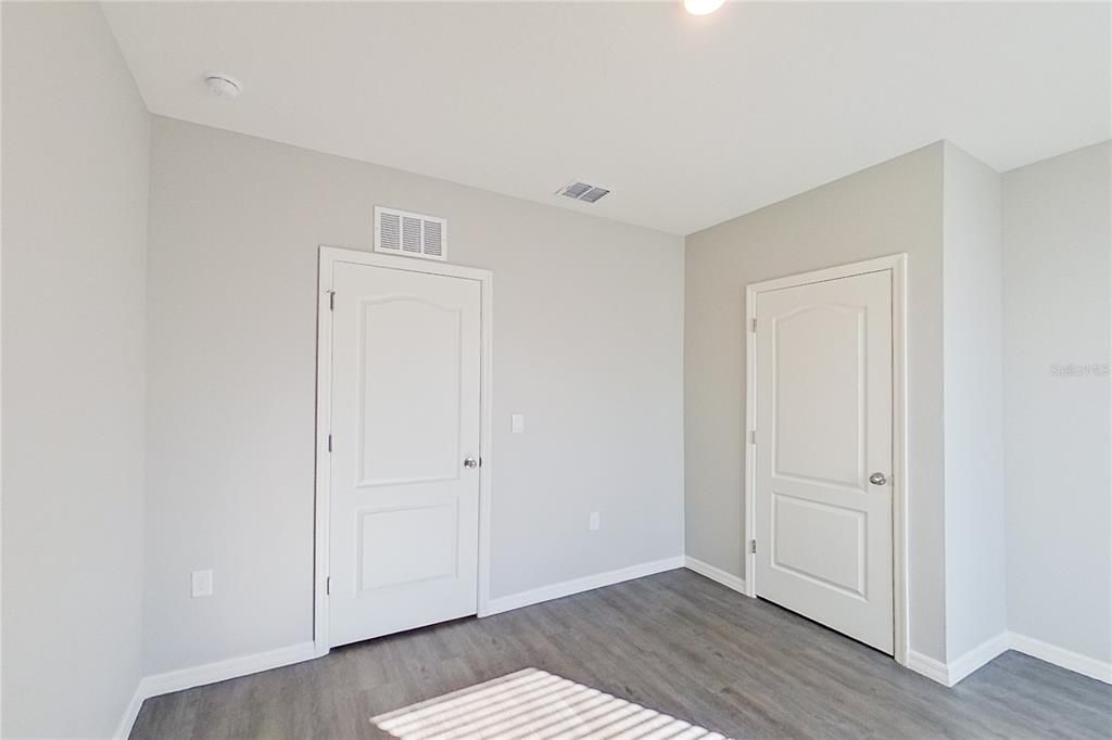 For Rent: $2,315 (5 beds, 3 baths, 2447 Square Feet)