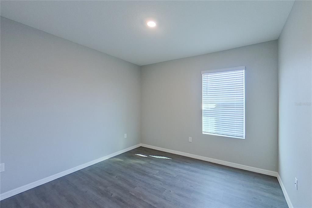 For Rent: $2,315 (5 beds, 3 baths, 2447 Square Feet)