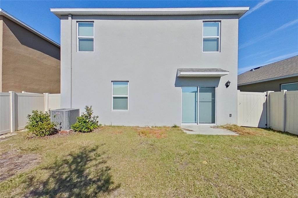 For Rent: $2,315 (5 beds, 3 baths, 2447 Square Feet)