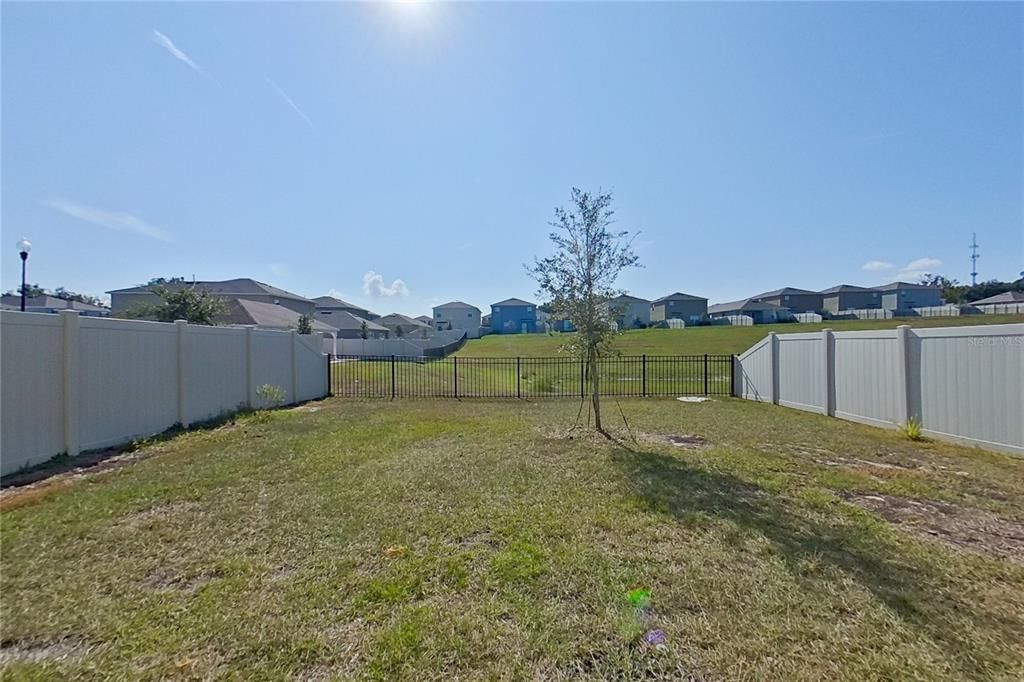 For Rent: $2,315 (5 beds, 3 baths, 2447 Square Feet)