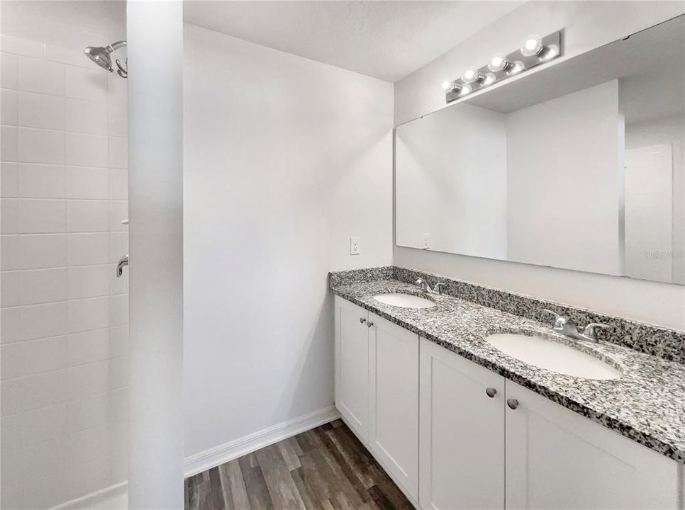 For Sale: $263,000 (3 beds, 2 baths, 1282 Square Feet)