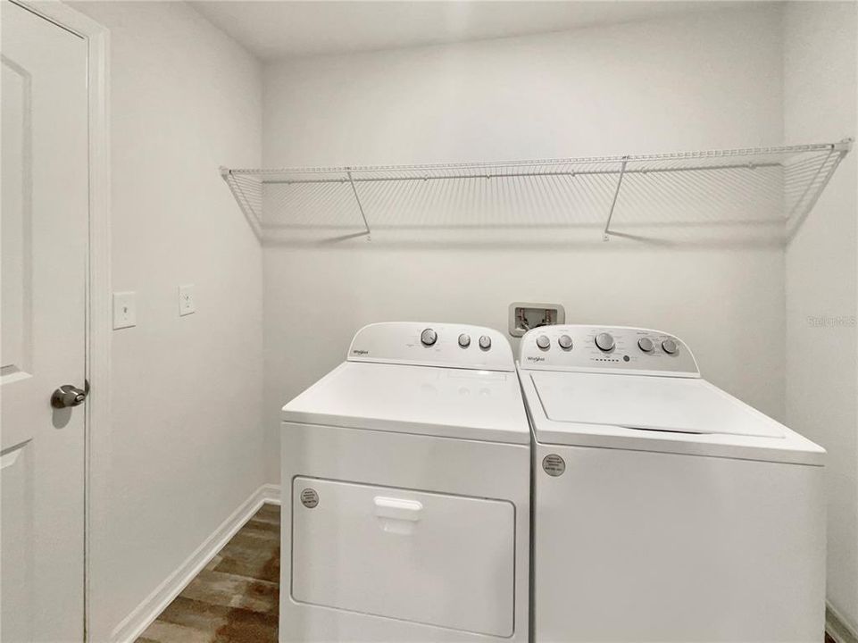 For Sale: $263,000 (3 beds, 2 baths, 1282 Square Feet)