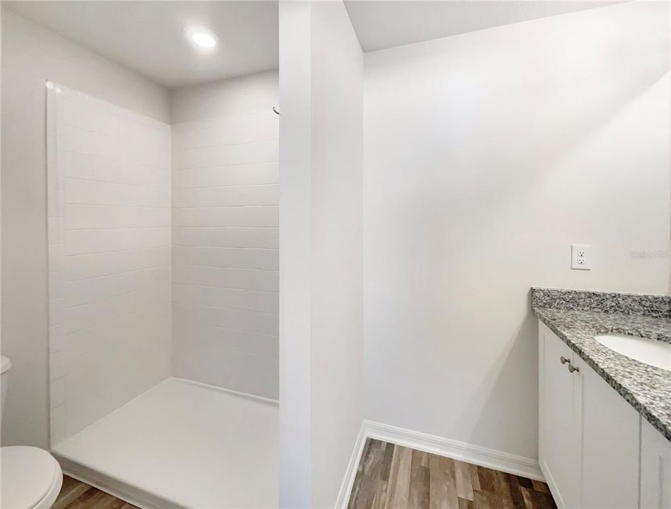 For Sale: $263,000 (3 beds, 2 baths, 1282 Square Feet)