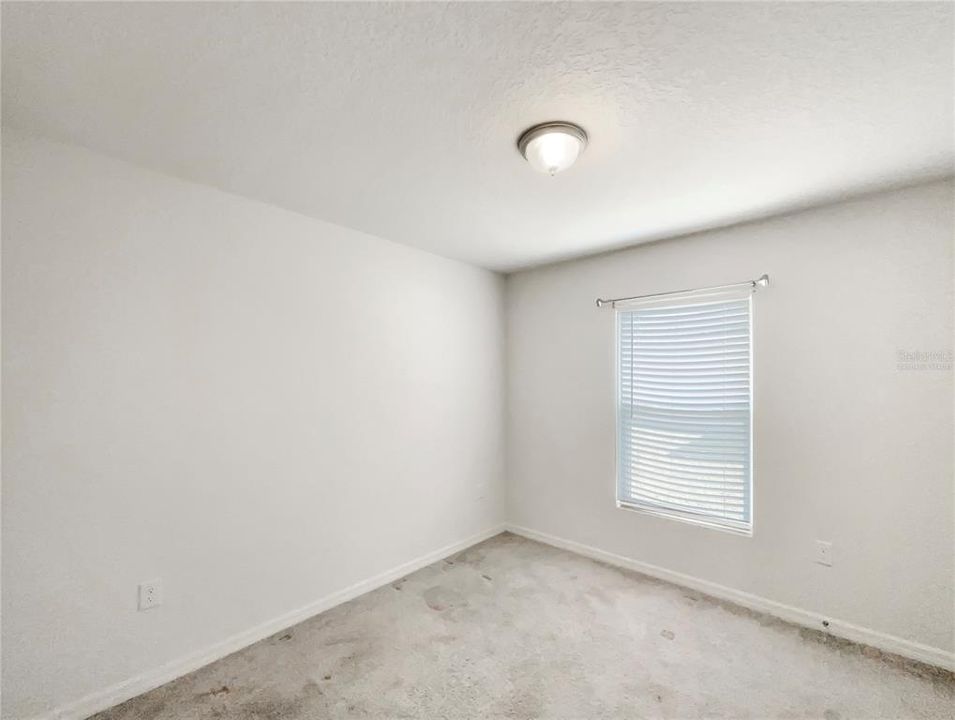 For Sale: $263,000 (3 beds, 2 baths, 1282 Square Feet)