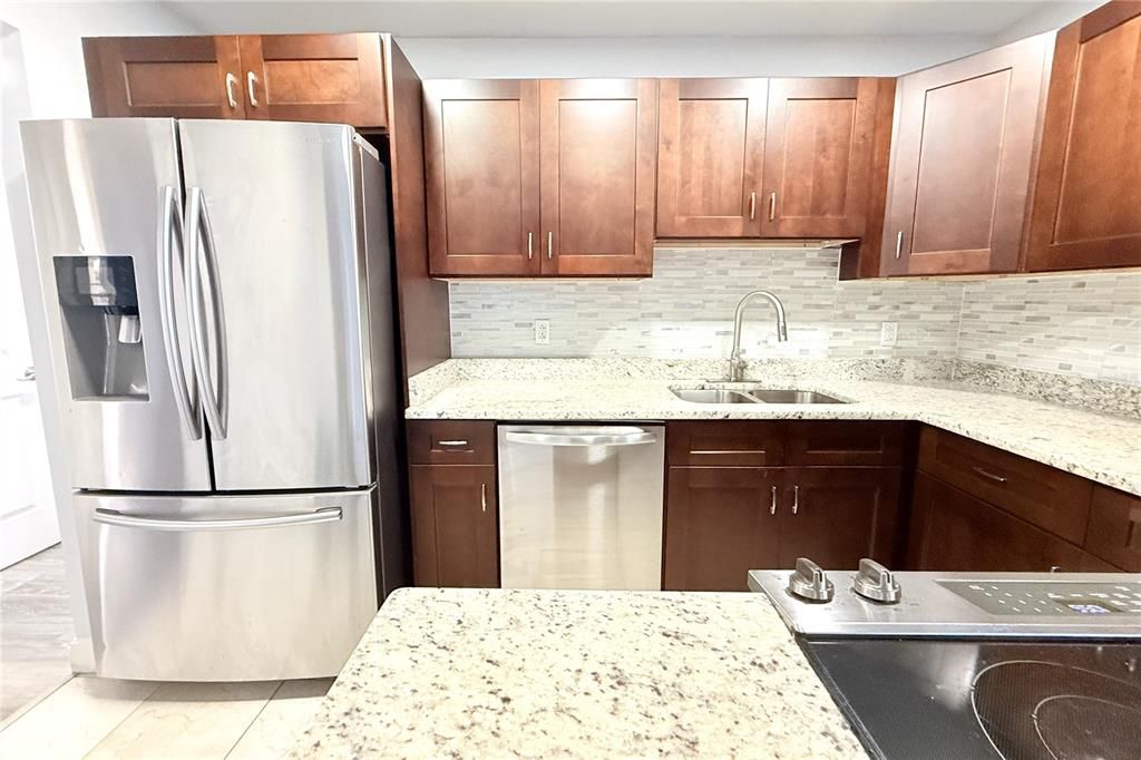 En Venta: $470,000 (3 camas, 2 baños, 1287 Pies cuadrados)