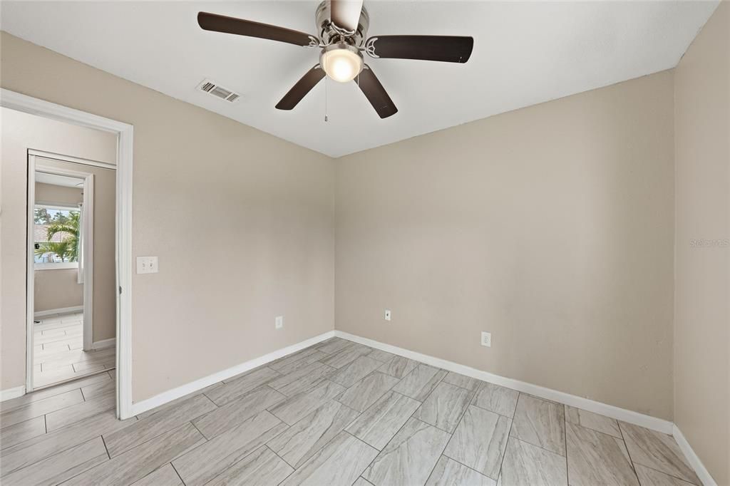 En Venta: $225,000 (3 camas, 2 baños, 1183 Pies cuadrados)