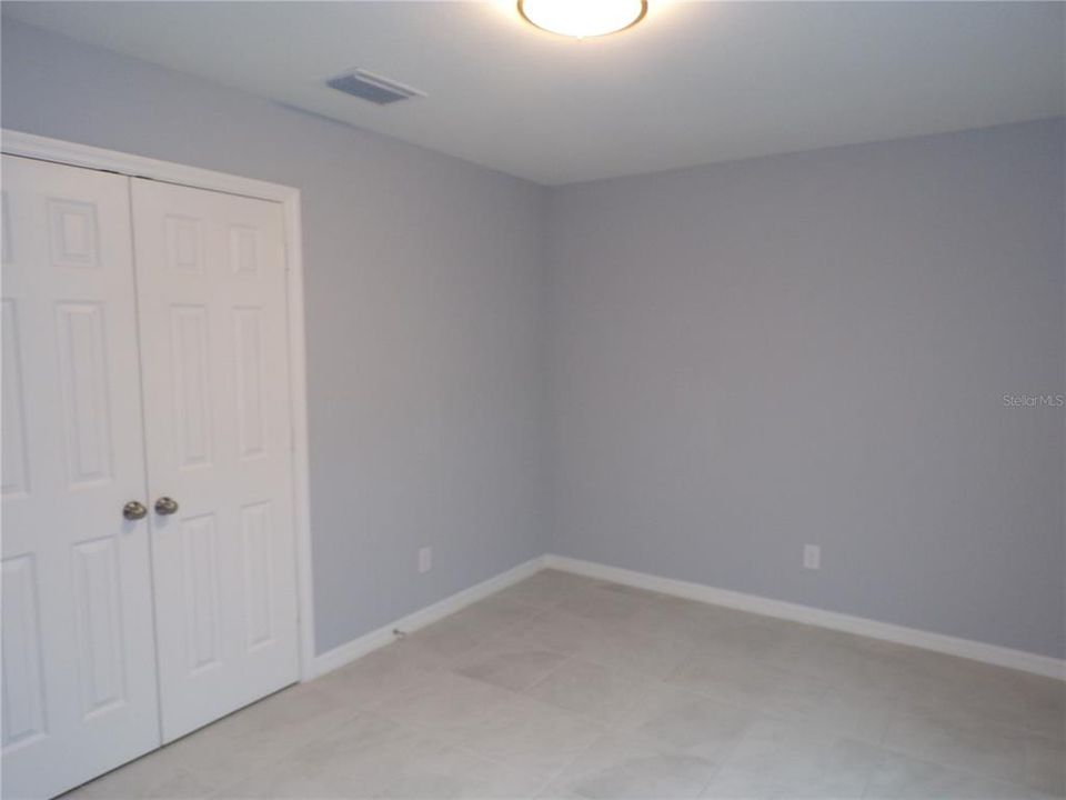 For Rent: $2,150 (4 beds, 2 baths, 1810 Square Feet)