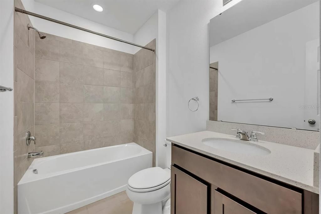 En Venta: $350,000 (3 camas, 2 baños, 1443 Pies cuadrados)