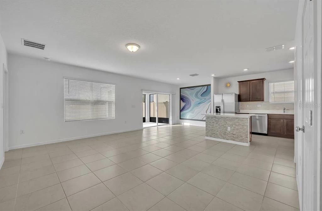 En Venta: $350,000 (3 camas, 2 baños, 1443 Pies cuadrados)