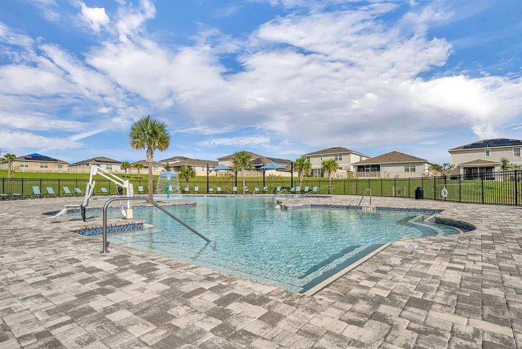 En Venta: $350,000 (3 camas, 2 baños, 1443 Pies cuadrados)