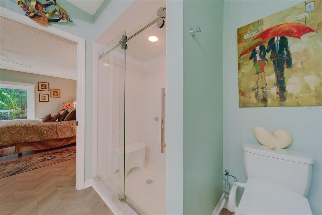 待售: $270,000 (2 贝兹, 2 浴室, 1415 平方英尺)