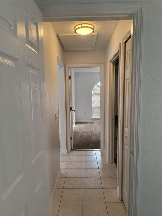 For Rent: $1,500 (3 beds, 2 baths, 999 Square Feet)