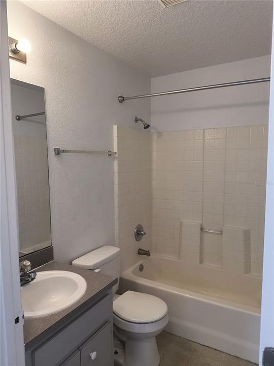For Rent: $1,500 (3 beds, 2 baths, 999 Square Feet)