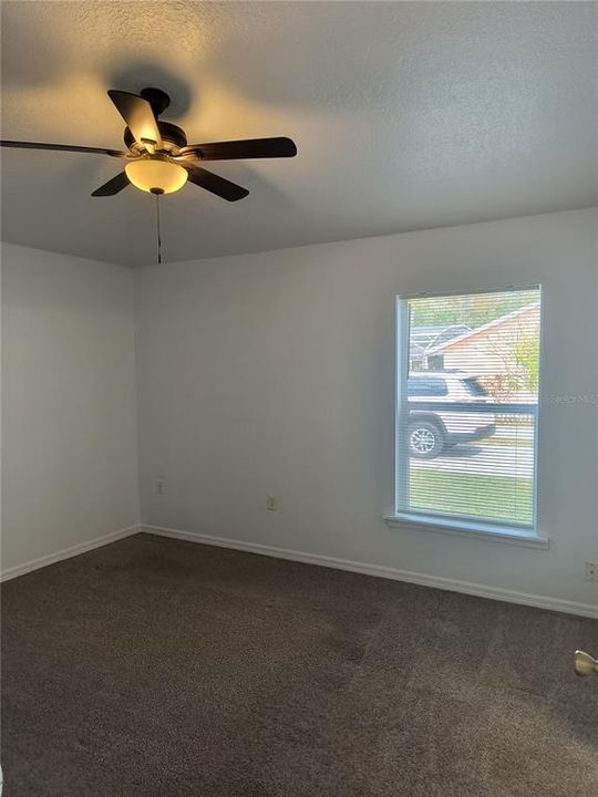 For Rent: $1,500 (3 beds, 2 baths, 999 Square Feet)