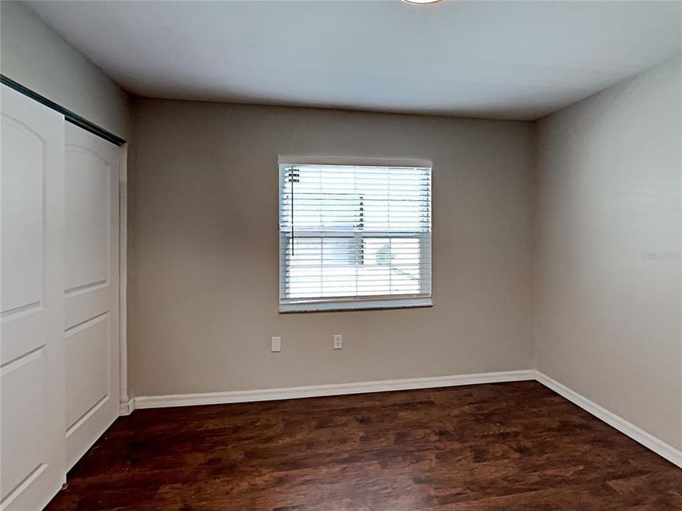 For Sale: $325,000 (3 beds, 2 baths, 1415 Square Feet)