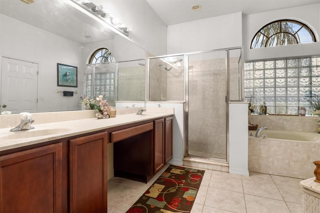 For Sale: $505,000 (4 beds, 3 baths, 2588 Square Feet)