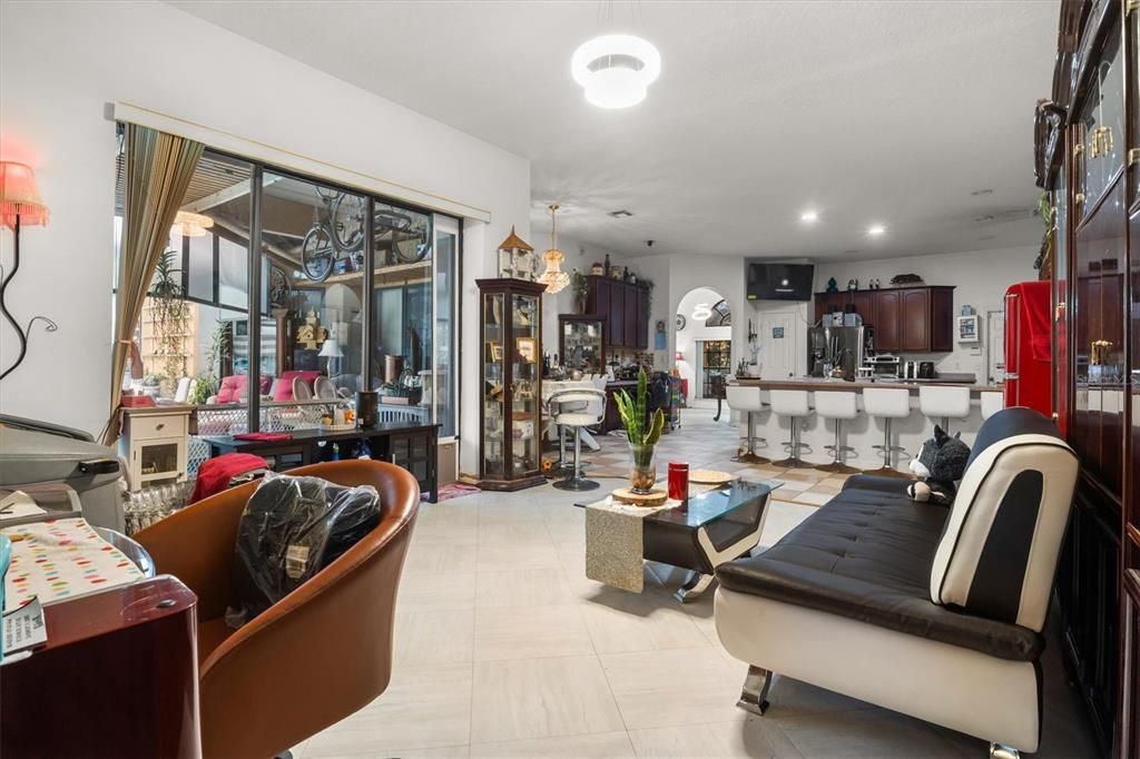 For Sale: $505,000 (4 beds, 3 baths, 2588 Square Feet)