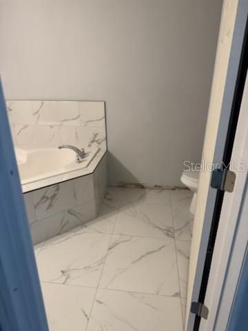 For Rent: $1,300 (3 beds, 2 baths, 1435 Square Feet)