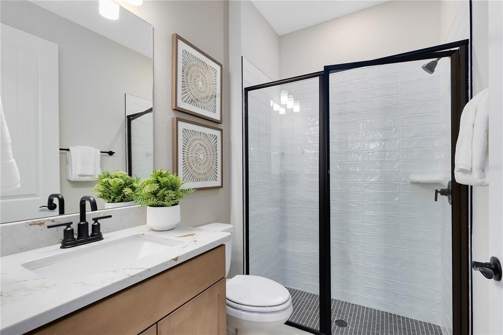 For Sale: $327,770 (2 beds, 2 baths, 1322 Square Feet)