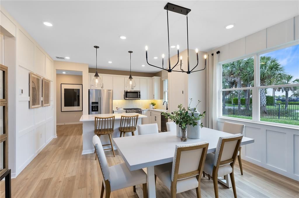 For Sale: $327,770 (2 beds, 2 baths, 1322 Square Feet)